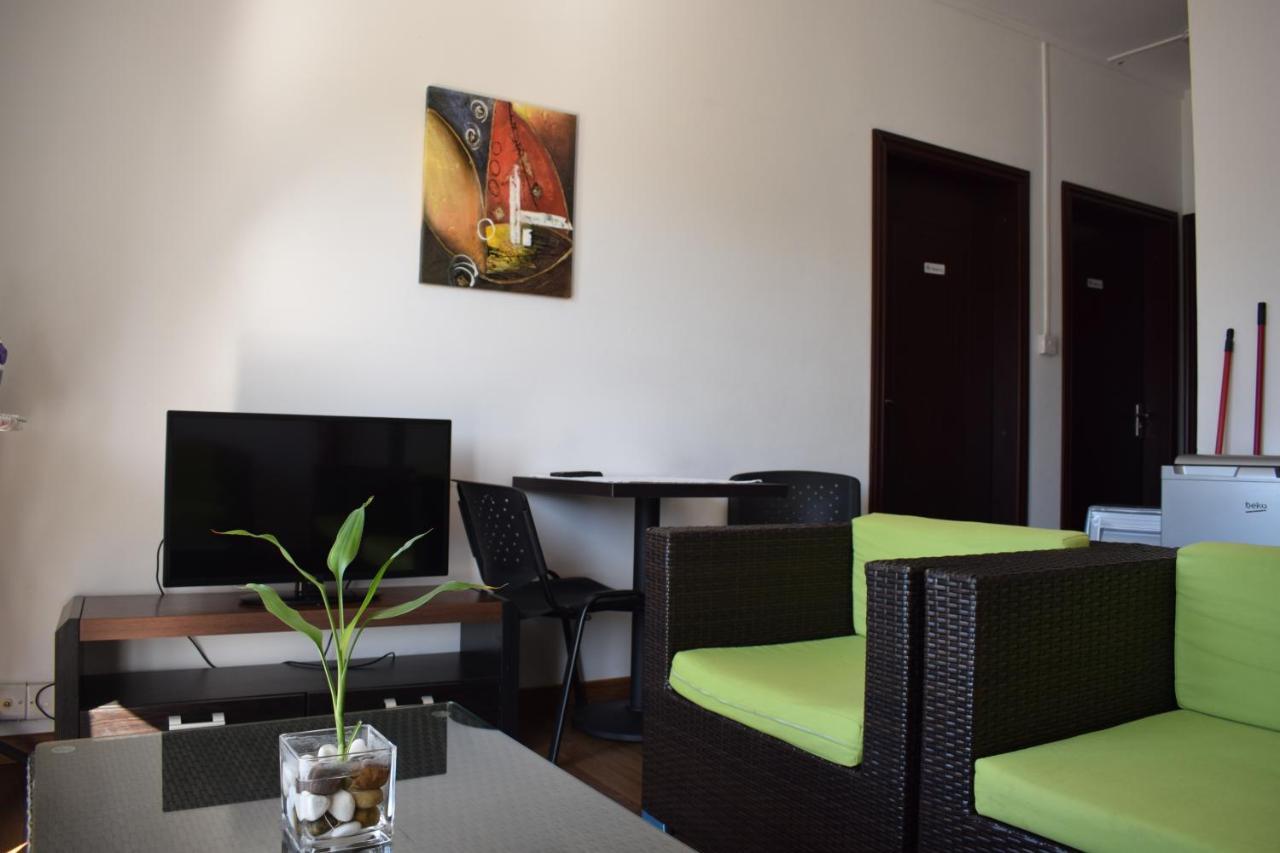 Le Binome Aparthotel Grand Baie Exterior photo