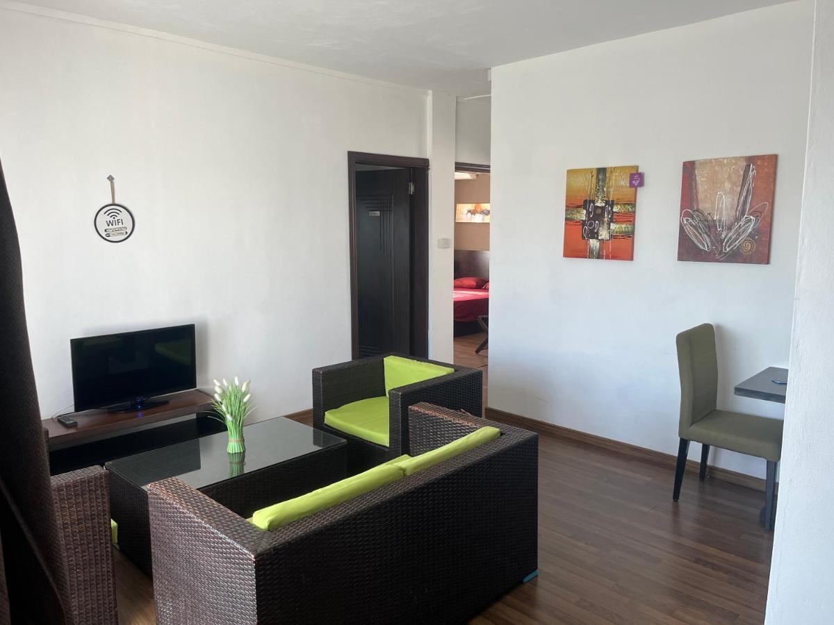 Le Binome Aparthotel Grand Baie Exterior photo